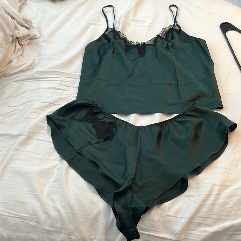 Victoria Secret Green 2 Piece set